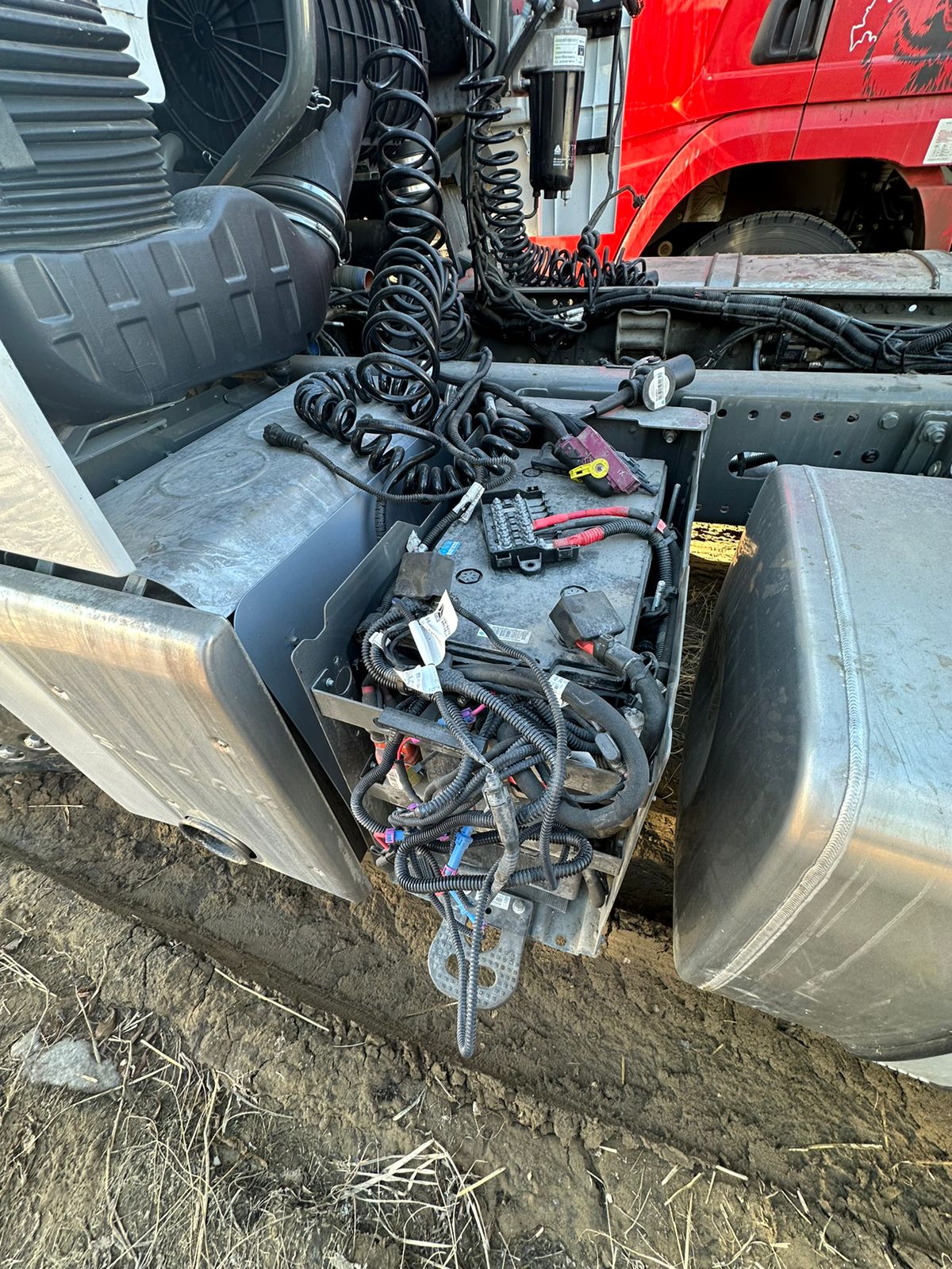 SITRAK C7H 4x2 Седельный тягач 2023 г. - фото 4